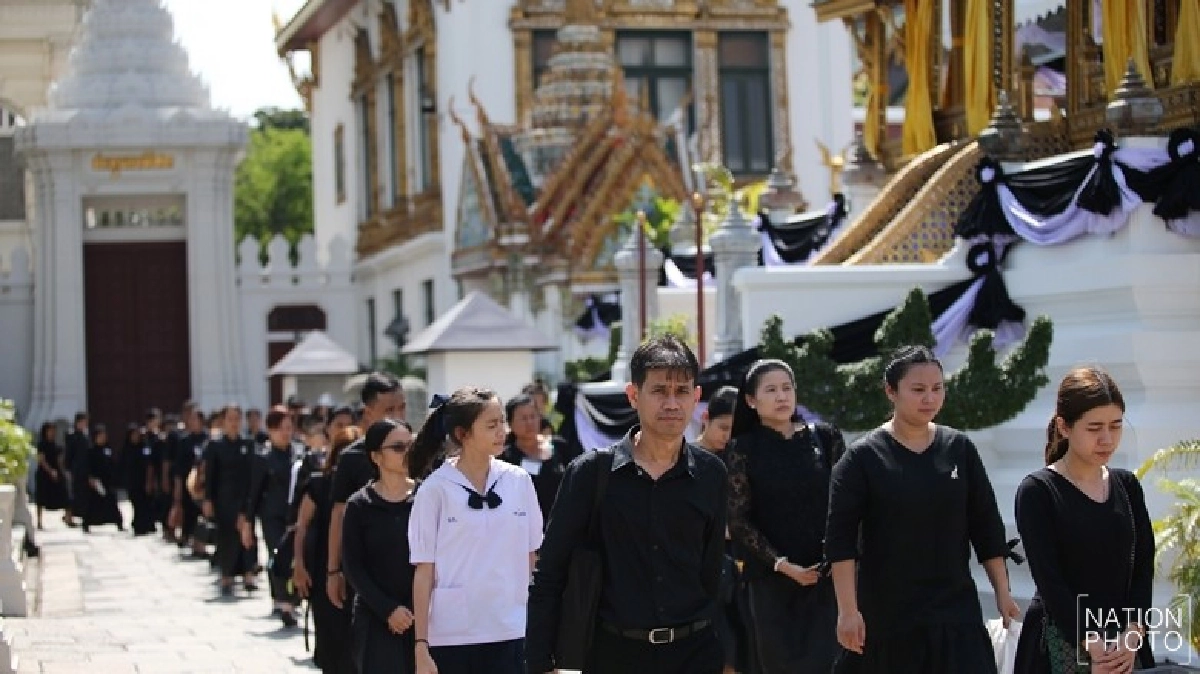 ใกล้ 100 วันสวรรคตปวงประชายังเศร้าหมอง ใกล้ 100 วันสวรรคตปวงประชายังเศร้าหมอง