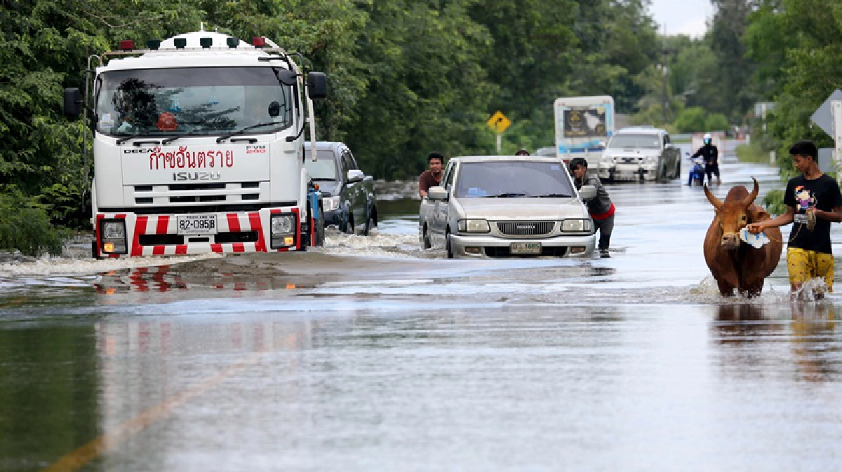 “มท.1”ร่อนหนังสือด่วนที่สุด เตือน 12 จว.ใต้รับมือฝนตกหนัก   