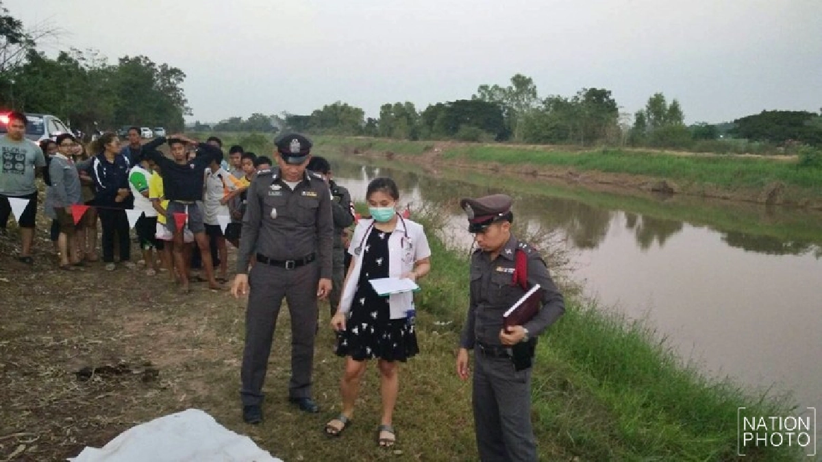 ผงะ!พบศพพ่อค้าข้าวเปลือกในคลองชลประทาน ผงะ!พบศพพ่อค้าข้าวเปลือกในคลองชลประทาน
