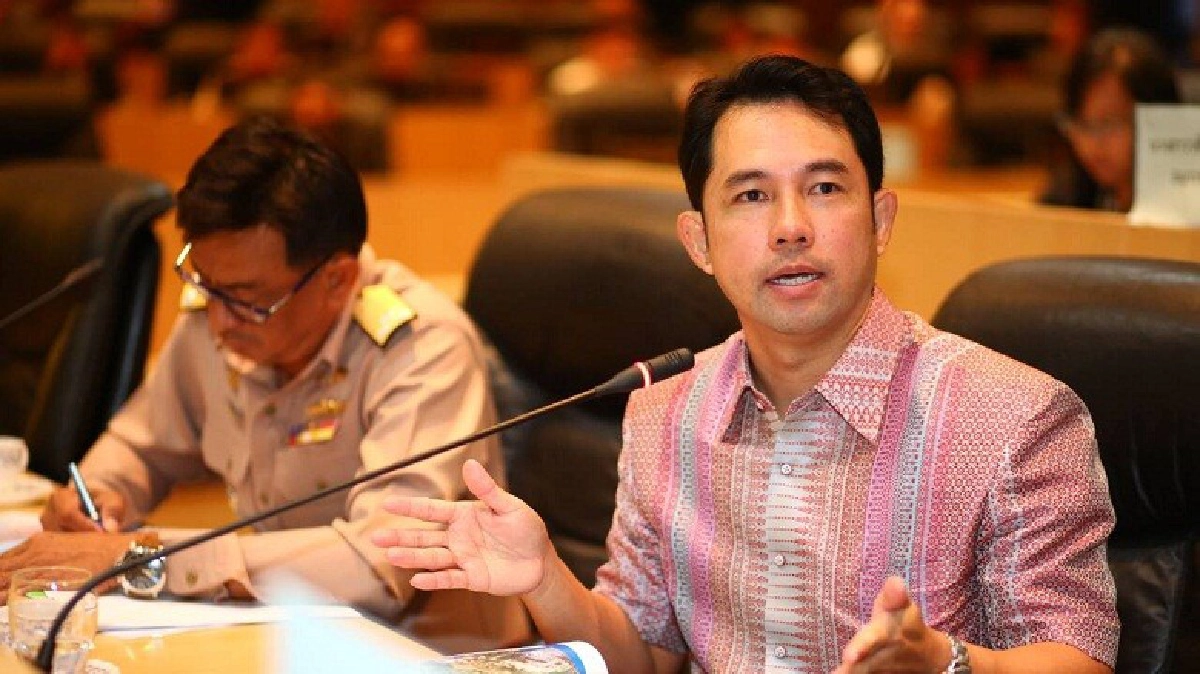 "เสือเหลือง"อุบไต๋ วินด์เซิร์ฟซีเกมส์ "เสือเหลือง"อุบไต๋ วินด์เซิร์ฟซีเกมส์