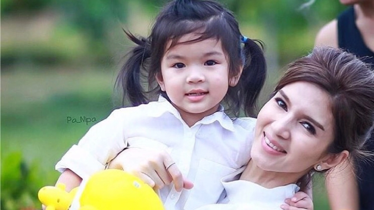 น่ารัก!‘โบว์-มะลิ’เยือนไร่ ‘ปอ’ นางเอก ‘พลอย’จัดเซอร์ไพรส์ น่ารัก!‘โบว์-มะลิ’เยือนไร่ ‘ปอ’ นางเอก ‘พลอย’จัดเซอร์ไพรส์