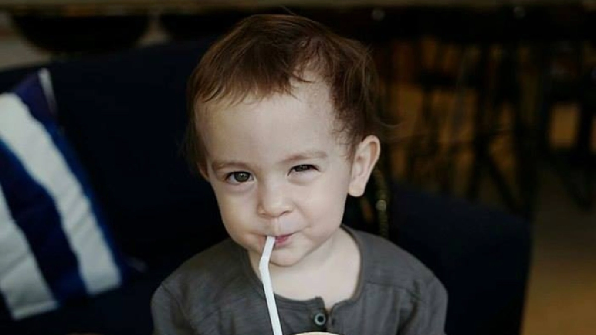 หล่อมาก!! ‘น้องลูก้า’ ลูกชาย ‘พอลล่า’ น่ารักจนใจละลาย(คลิป) หล่อมาก!! ‘น้องลูก้า’ ลูกชาย ‘พอลล่า’ น่ารักจนใจละลาย(คลิป)