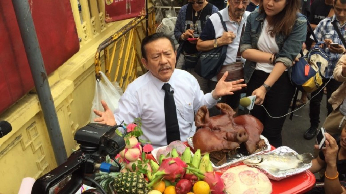 "ชูวิทย์" สาบานเลิกเล่นการเมือง 