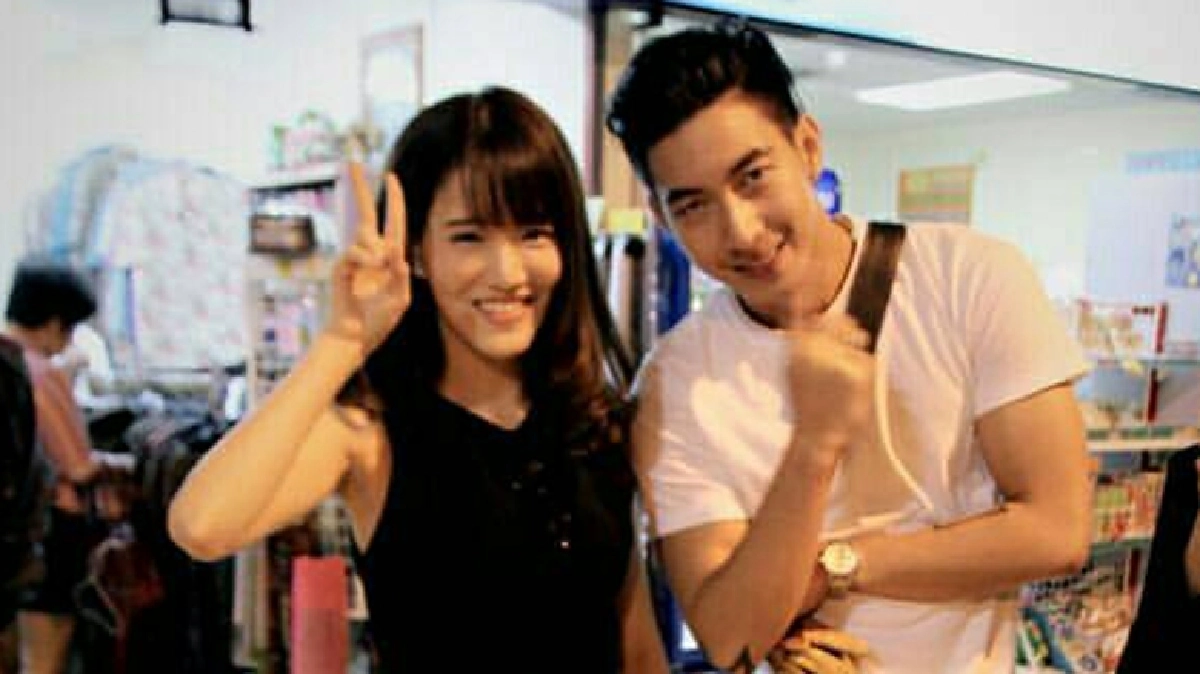 จับตาสัมพันธ์ ‘โตโน่-แกรนด์’ (คลิป) จับตาสัมพันธ์ ‘โตโน่-แกรนด์’ (คลิป)