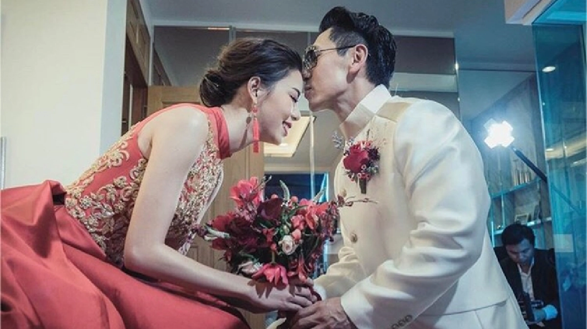 ฤกษ์ดี ! ‘นิวเคลียร์-เพชรจ้า’ สวมแหวนหมั้นจัดพิธีจีน(ชมคลิป) ฤกษ์ดี ! ‘นิวเคลียร์-เพชรจ้า’ สวมแหวนหมั้นจัดพิธีจีน(ชมคลิป)