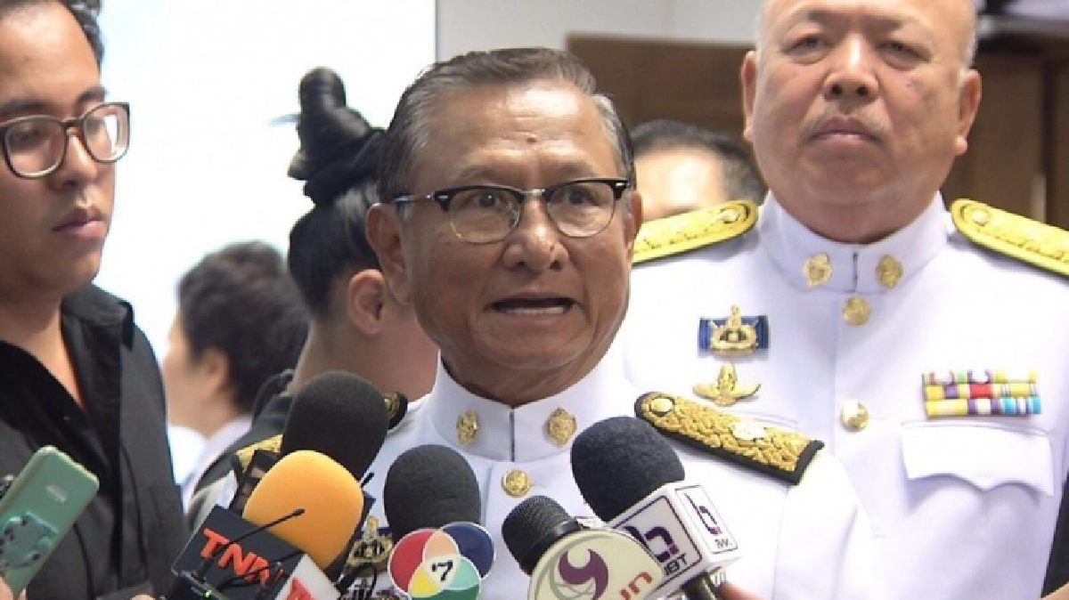 “ศุภชัย” ไม่กังวลปมจ้าง “อำพล” นั่งเลขาฯ กกต. “ศุภชัย” ไม่กังวลปมจ้าง “อำพล” นั่งเลขาฯ กกต.