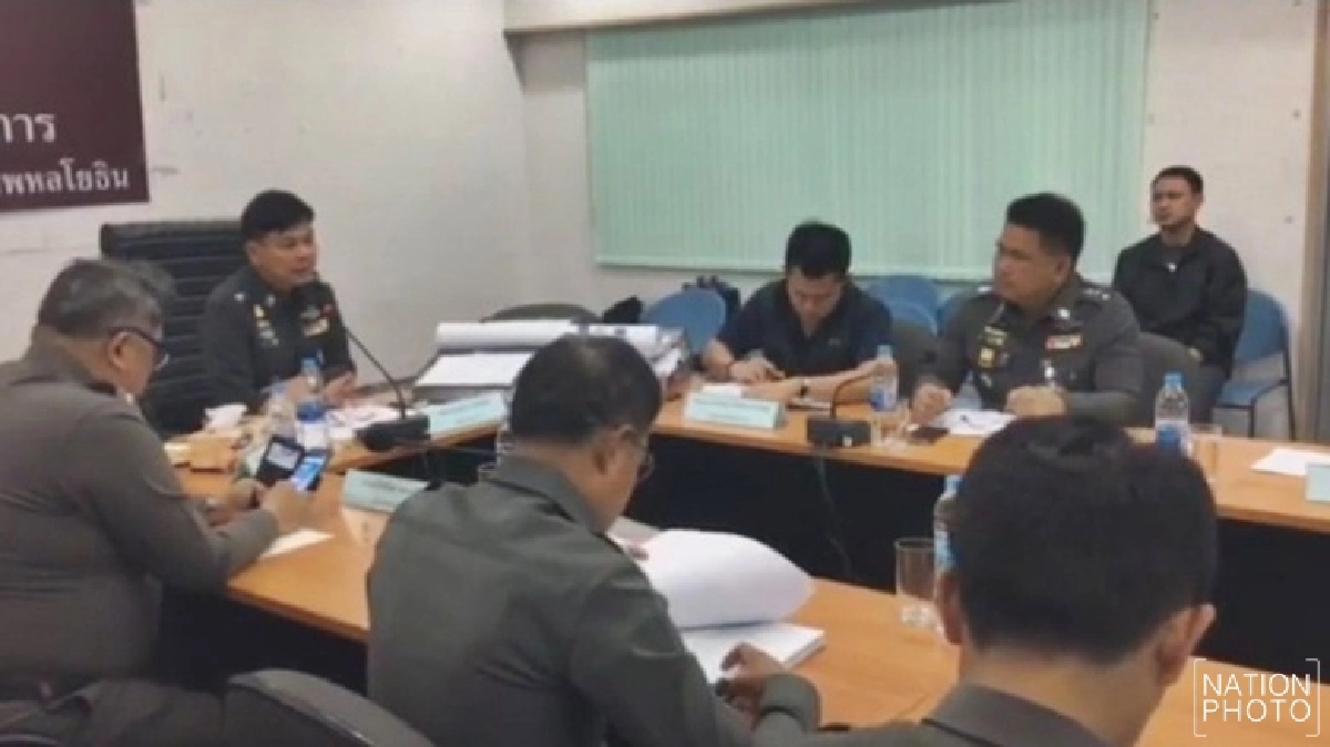 รอง ผบช.น.ประชุมสอบโกงนายสิบตำรวจ รอง ผบช.น.ประชุมสอบโกงนายสิบตำรวจ