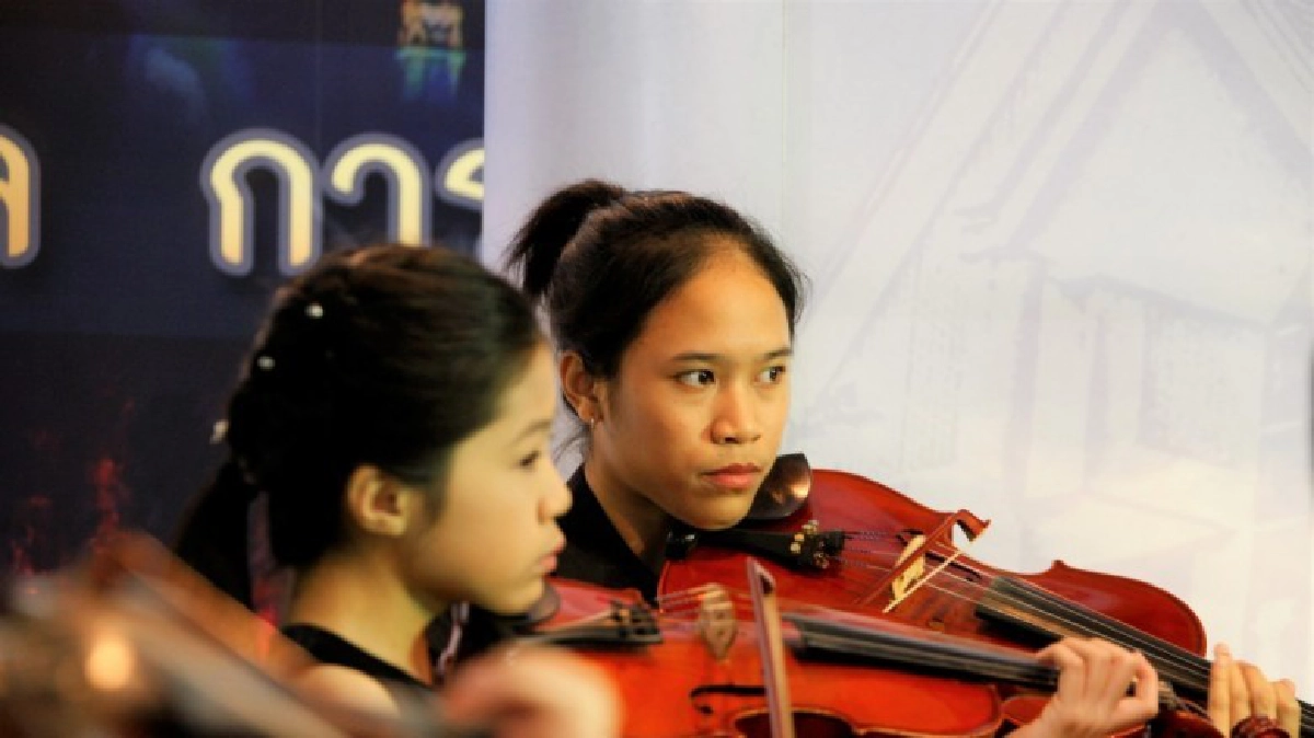 ชมฟรี!บทเพลงภาวนาถวายในหลวงร.9