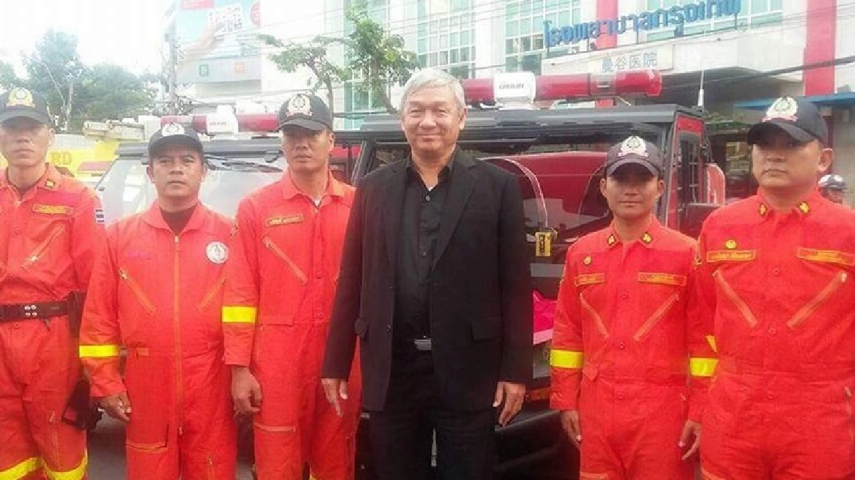 โปรดเกล้า“ชุมพล ชาวเกาะ” เป็นผู้ตรวจกทม. โปรดเกล้า“ชุมพล ชาวเกาะ” เป็นผู้ตรวจกทม.