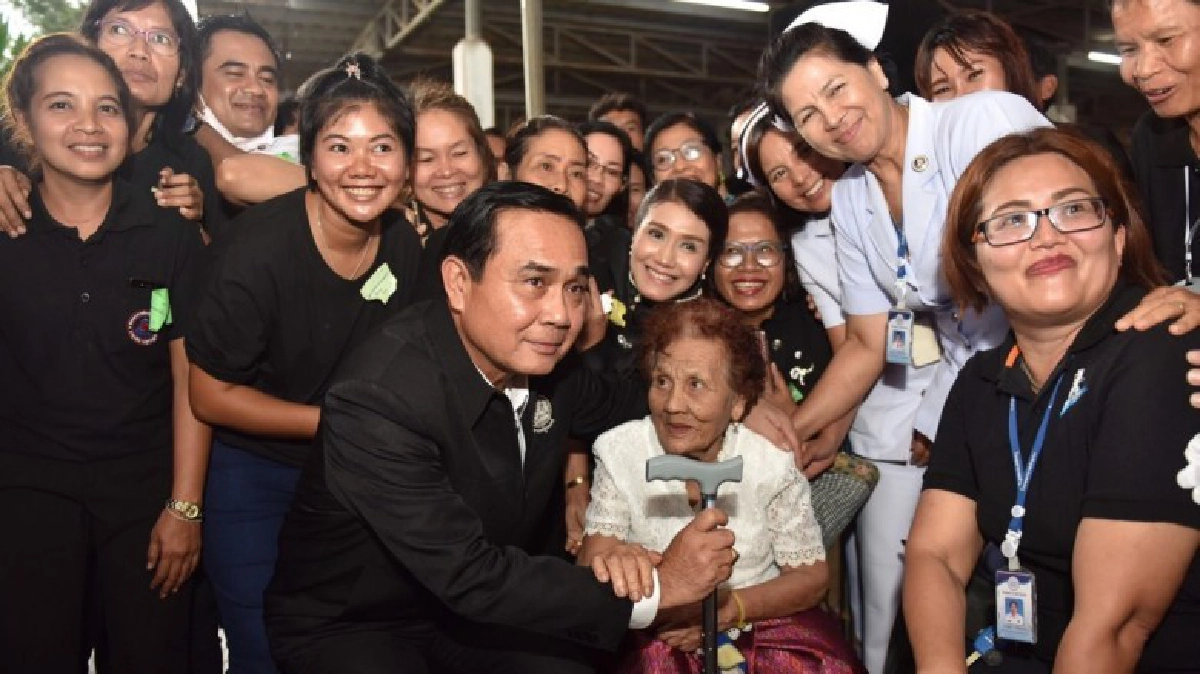 “ นายกฯ ” ขอบคุณ ร่วมใจฟื้นฟูอุทกภัยภาคใต้ “ นายกฯ ” ขอบคุณ ร่วมใจฟื้นฟูอุทกภัยภาคใต้