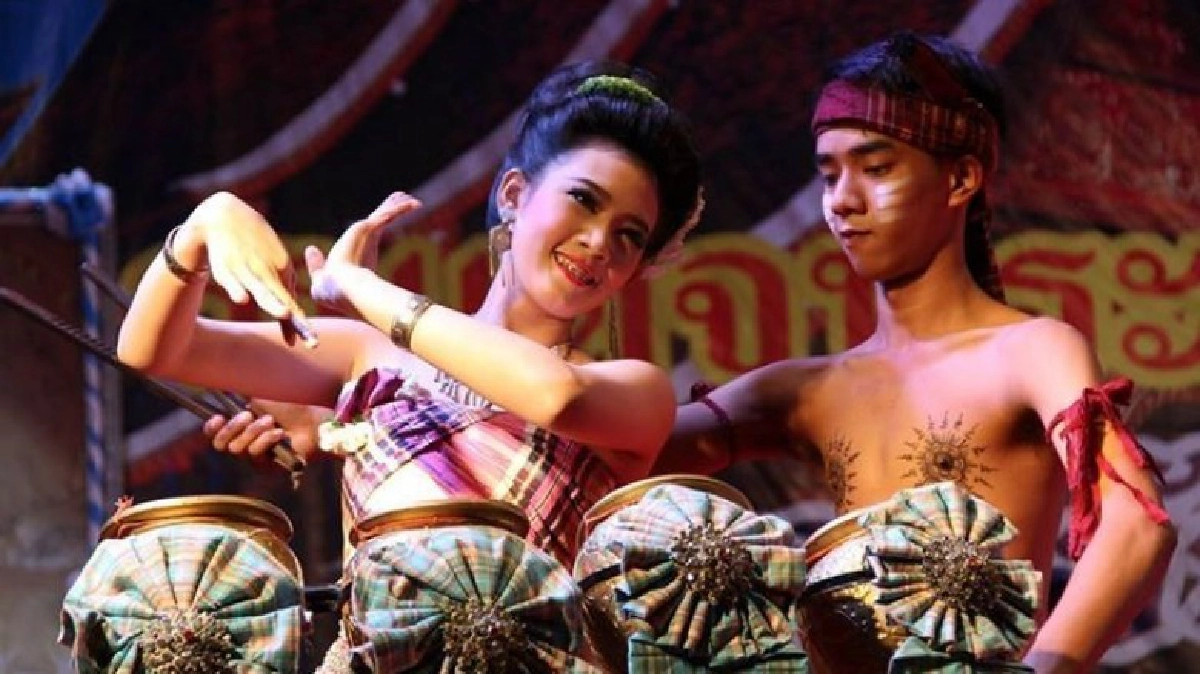 ชมฟรี เทศกาลโคราชศิลปะและวัฒนธรรมนานาชาติปี60 ชมฟรี เทศกาลโคราชศิลปะและวัฒนธรรมนานาชาติปี60