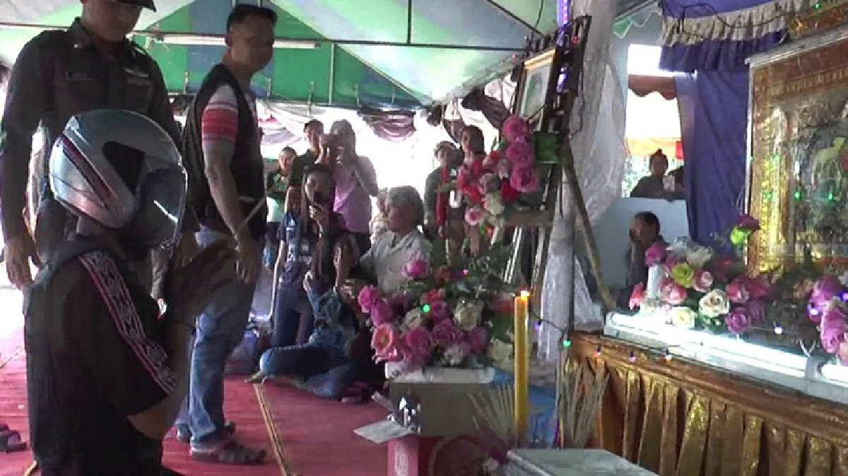 รุมประชาทัณฑ์ผัวเมายาบ้าใช้สว่านเจาะหัวเมียดับ