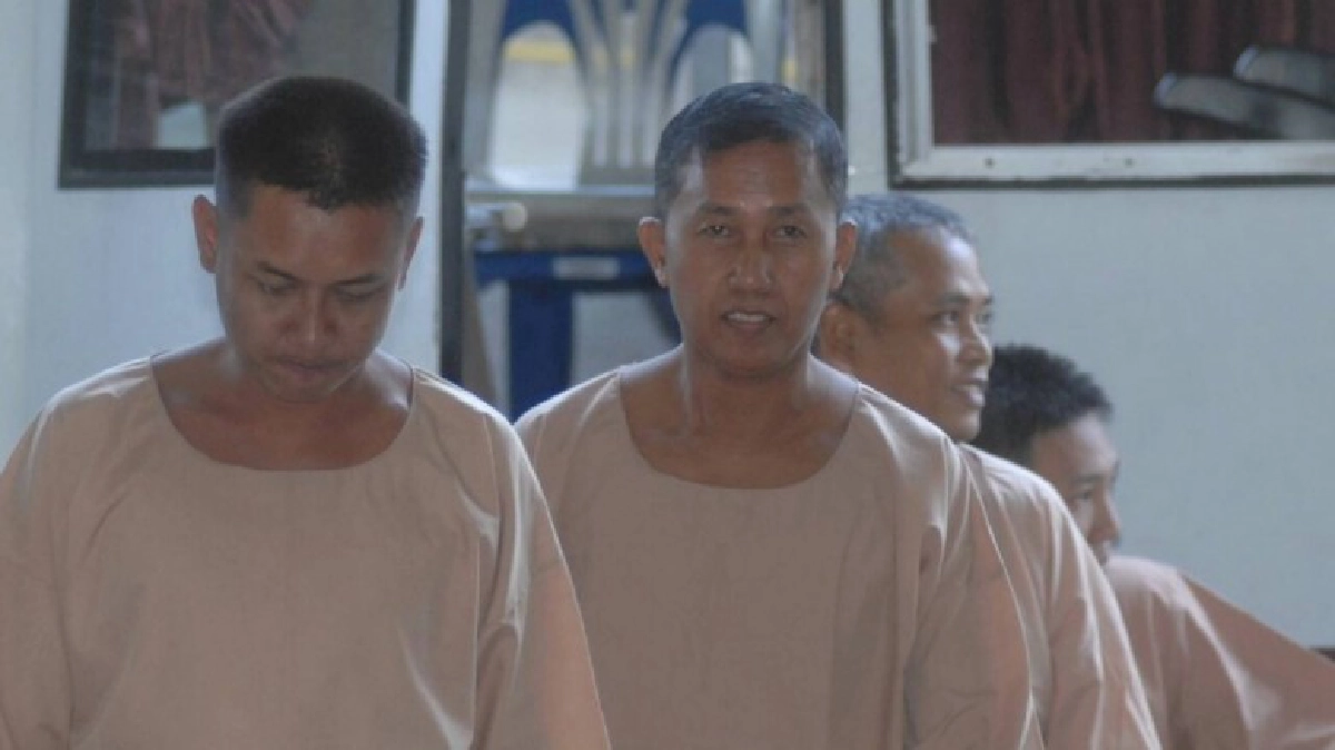 ศาลอาญา พิพากษาจำคุก 10 ปี “ 2 ชายชุดดำ ” การ์ด นปช.