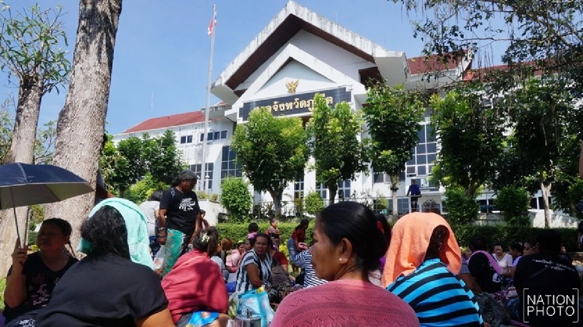 ข้องใจกรมที่ดิน ไม่เพิกถอนโฉนดหาดราไวย์ทับที่อาศัย 