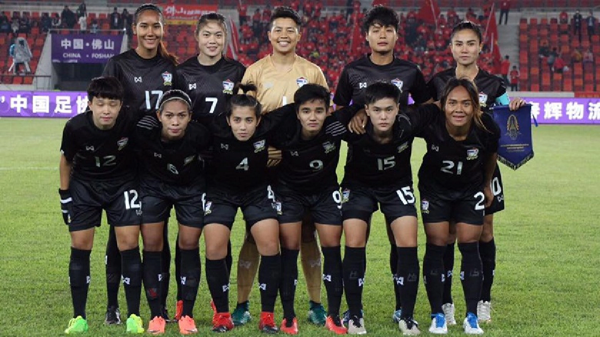 ส.บอล ประกาศชื่อแข้งสาวไทย เก็บตัวลุยศึกเอเชีย ส.บอล ประกาศชื่อแข้งสาวไทย เก็บตัวลุยศึกเอเชีย