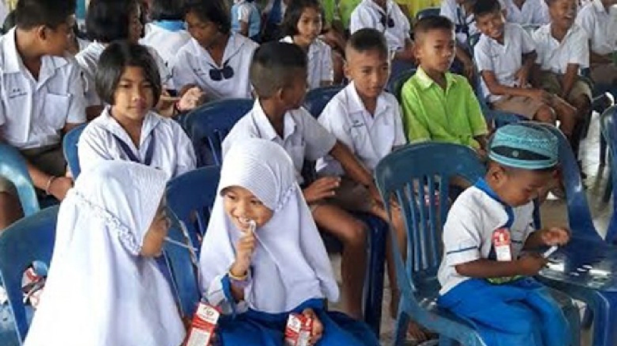 รวมน้ำใจ ช่วยน้องๆเด็กใต้ไปโรงเรียน!