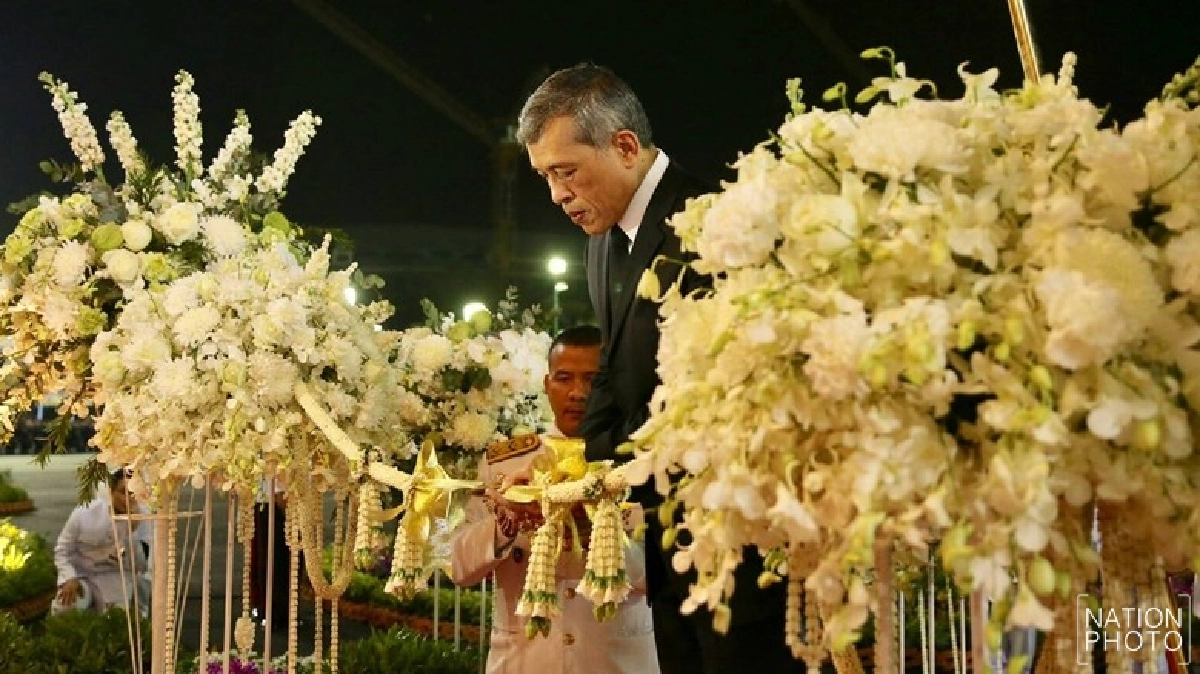 สมเด็จพระเจ้าอยู่หัวทรงเปิดนิทรรศการฯ สมเด็จพระเจ้าอยู่หัวทรงเปิดนิทรรศการฯ