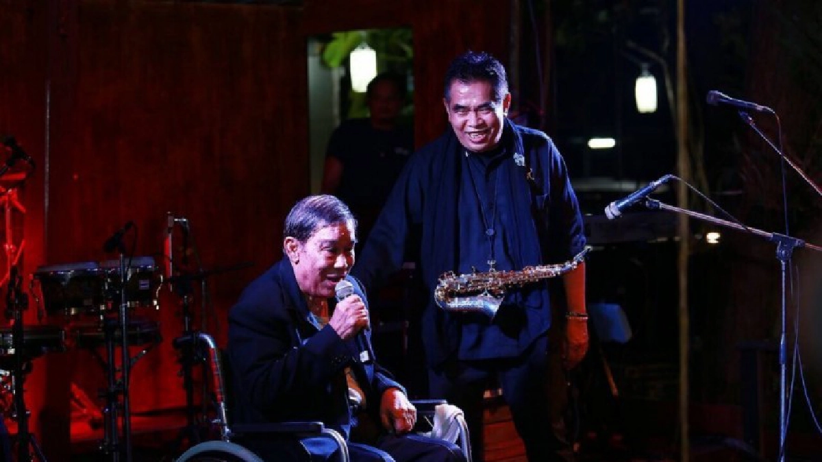 ศิลปินแห่งชาติ ชาย ไวพจน์ ธนิสร์ ศิลปินแห่งชาติ ชาย ไวพจน์ ธนิสร์