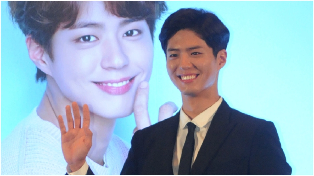 'โบกอม' ยิ้มแฟนมีนติ้งในไทยติดแฮชแท็ก ขอให้พระคุ้มครอง 'โบกอม' ยิ้มแฟนมีนติ้งในไทยติดแฮชแท็ก ขอให้พระคุ้มครอง