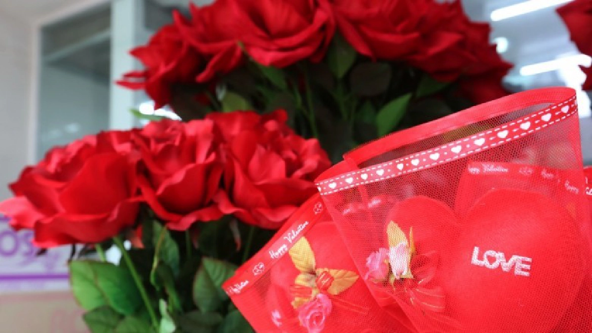 เปรียบ ความรักกับการเมือง อยู่ช่วง "ปรับตัวเข้าหากัน"