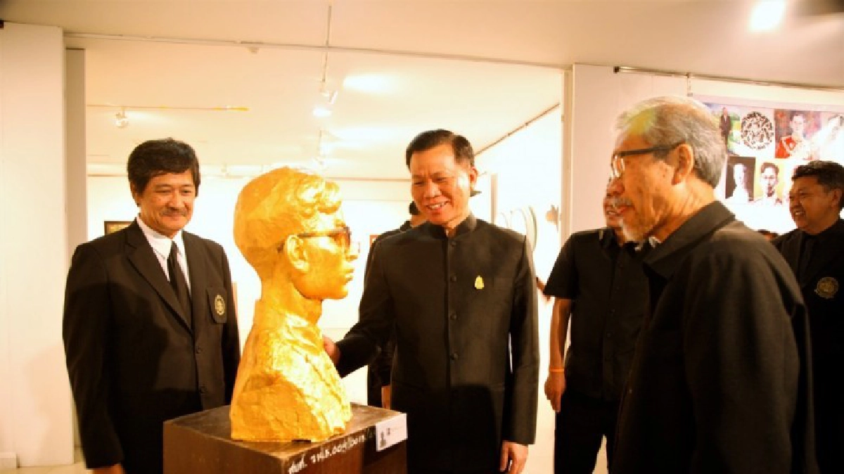  ๘๙ ภาพผลงานศิลปะ “ด้วยใจภักดิ์ 