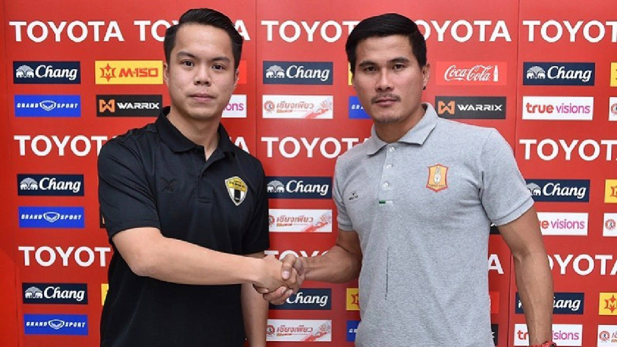 "โค้ชอ่ำ" ย้ำลูกทีมห้ามประมาท "โค้ชอ่ำ" ย้ำลูกทีมห้ามประมาท