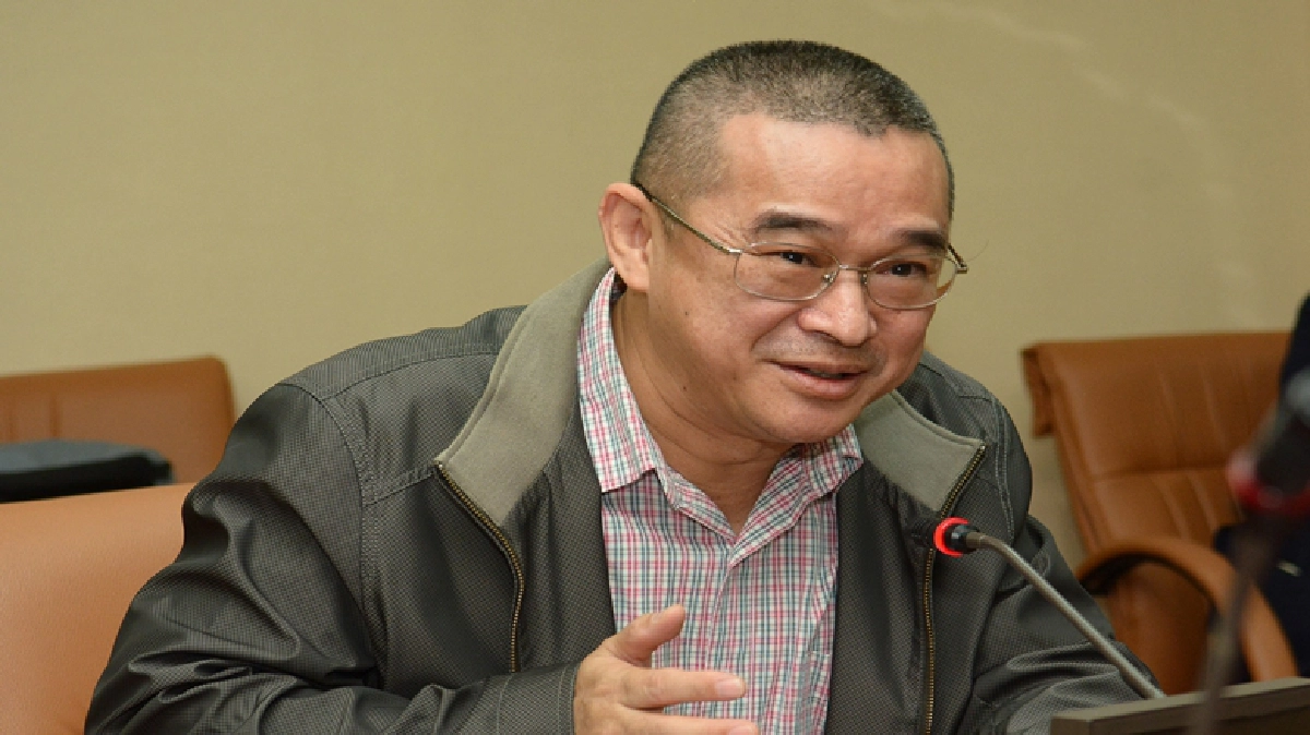 "เรืองไกร"จี้"นายกฯ"ปลด 2 รมต.ผิดพรบ.จัดการหุ้นฯ