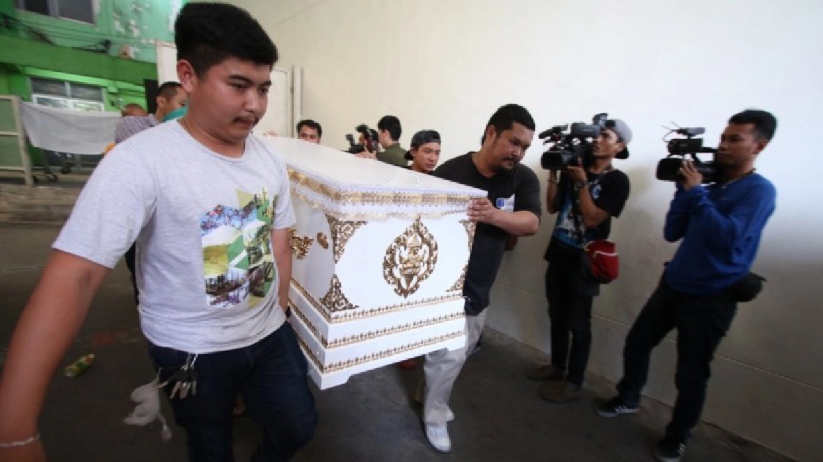 ญาติตั้งศพ"ลุงอนวัช"ที่วัดเขียนเขต 