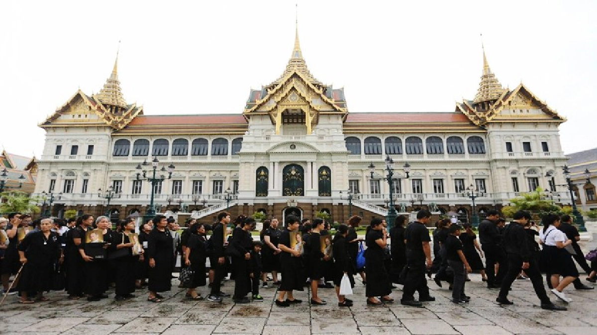 ยึดพระปรีชาสามารถ เป็นแรงบันดาลใจในอาชีพ ยึดพระปรีชาสามารถ เป็นแรงบันดาลใจในอาชีพ