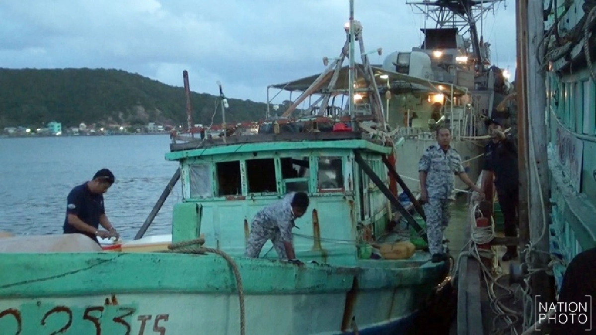 จับเรือเวียดนามลอบทำประมงอ่าวไทย จับเรือเวียดนามลอบทำประมงอ่าวไทย