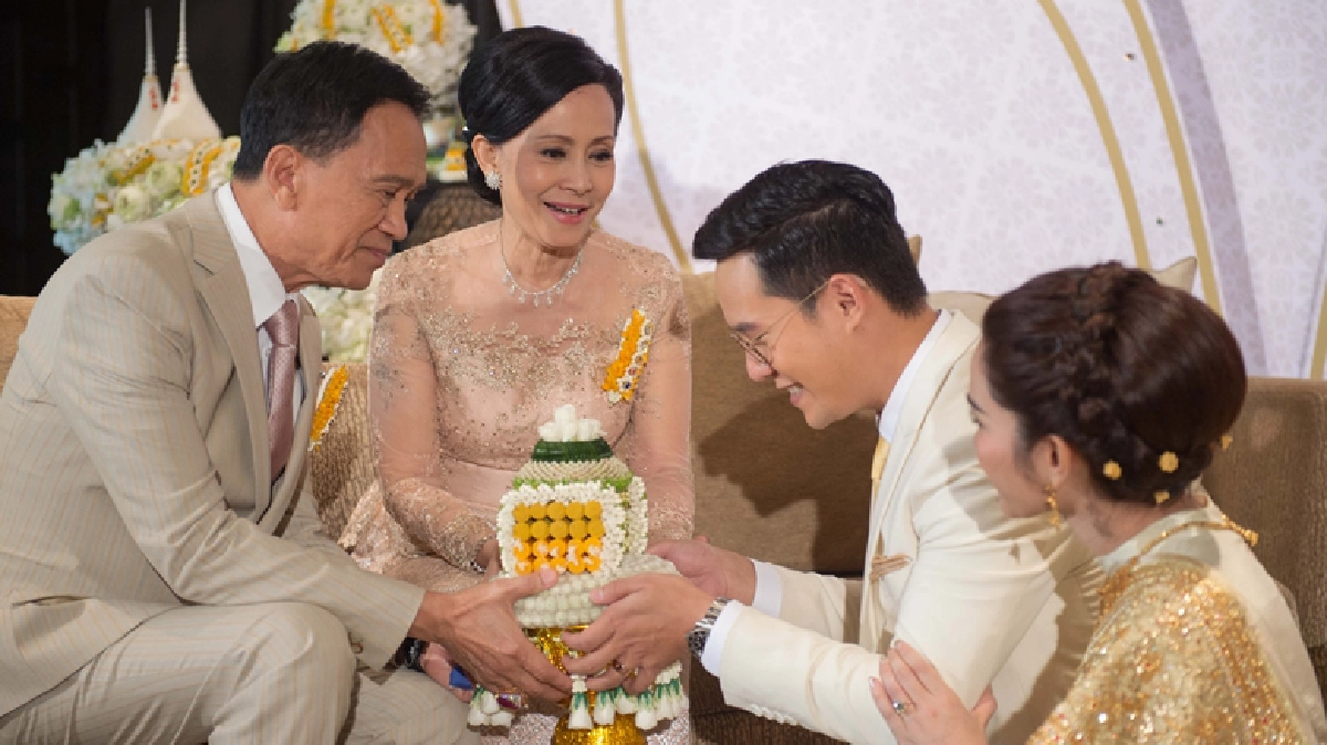 หวานหยด!! 'อีฟ' ลูกสาว 'เศรษฐา' หมั้น 'เติมศักดิ์'