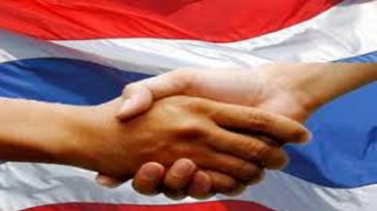 ผู้ว่าฯอีสานขานรับ"ปยป."เรียกถกปรองดอง