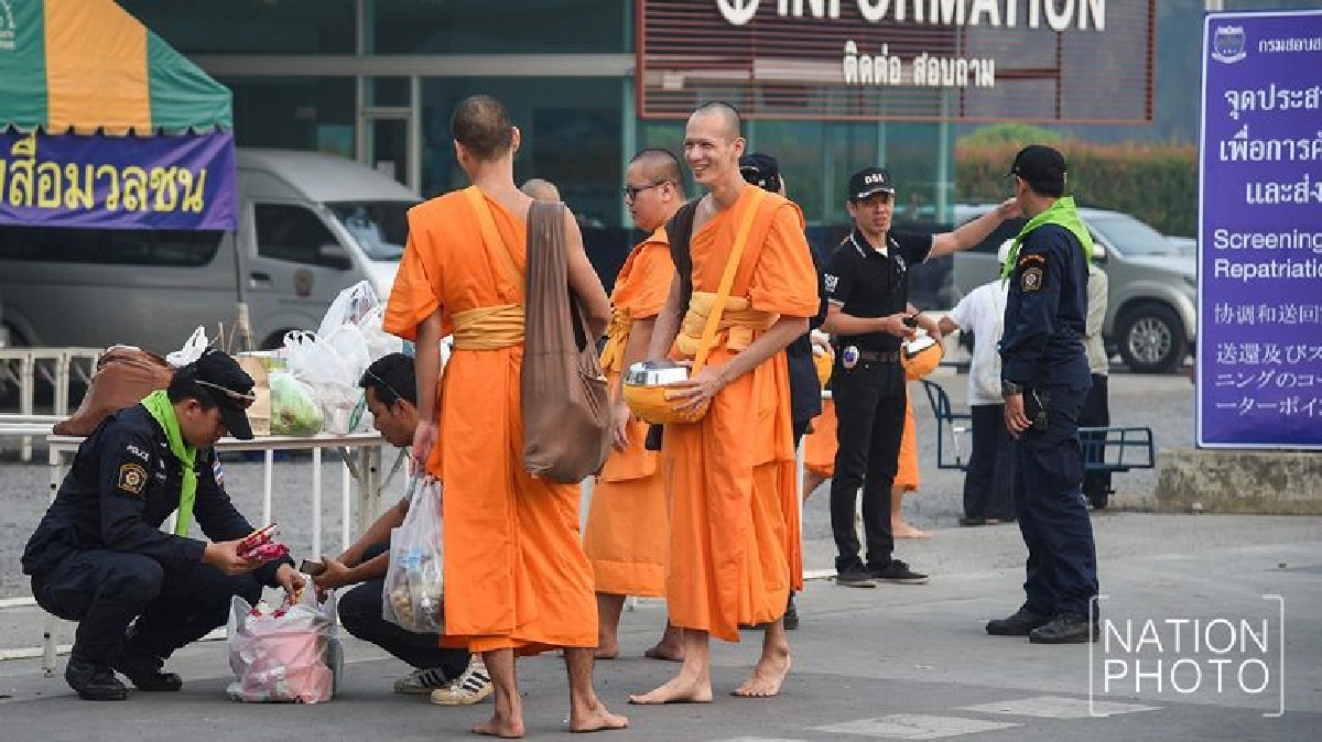 เช้านี้...ที่ธรรมกาย (ภาพชุด) เช้านี้...ที่ธรรมกาย (ภาพชุด)