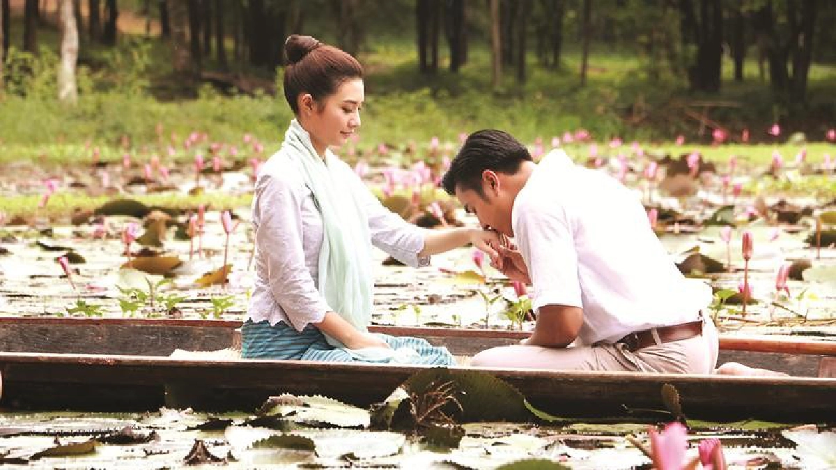 “ไม้” หวาน “มิว” กลางบึงบัวส่งท้าย “เพชรกลางไฟ” สุดแฮปปี้