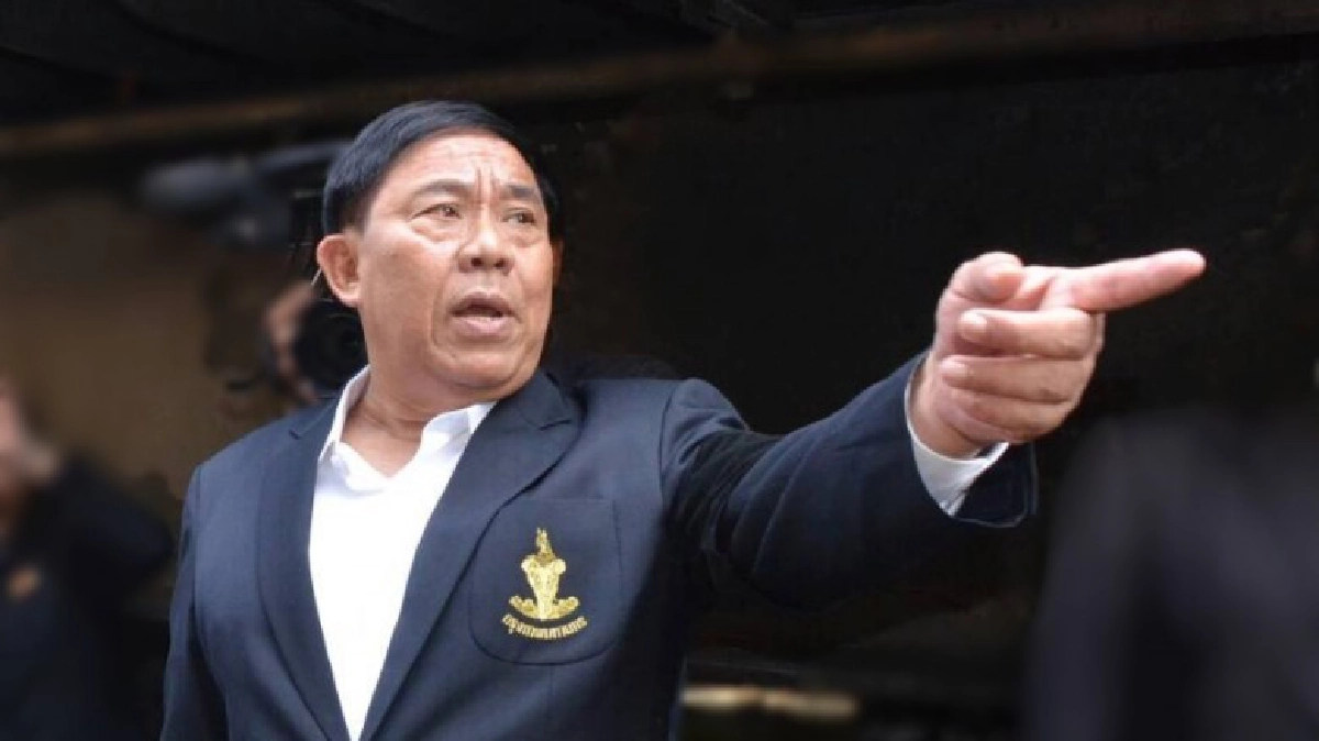 "อัศวิน"สั่งเตรียมรับมือ"ฝน"ถล่มกรุงพ.ค.นี้ "อัศวิน"สั่งเตรียมรับมือ"ฝน"ถล่มกรุงพ.ค.นี้