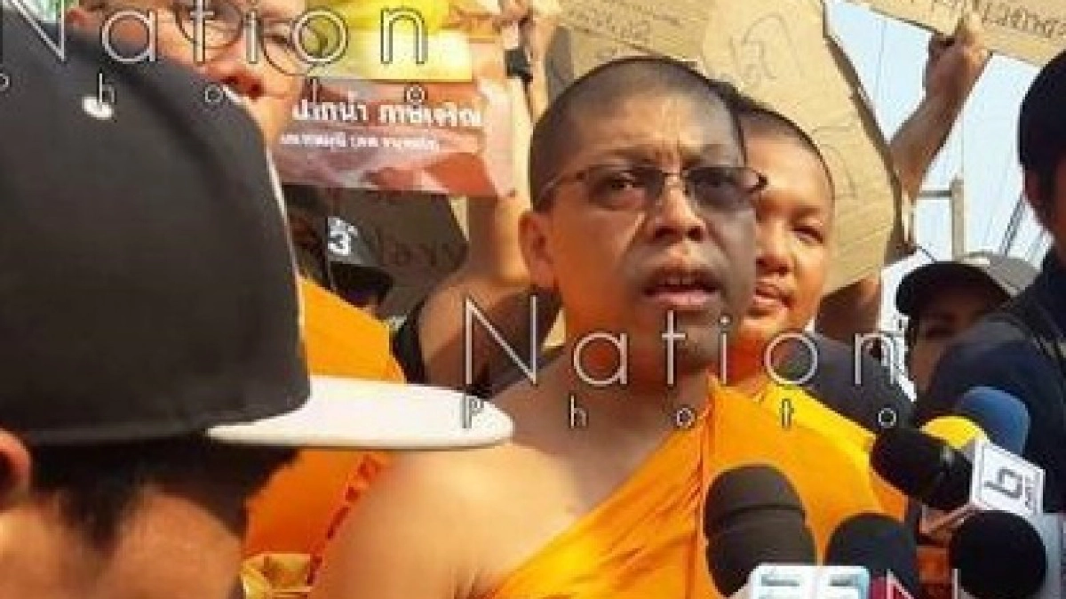 กลัวจะป่วน! กองปราบจัดเต็ม รับคิวมอบตัวพระสนิทวงศ์ กลัวจะป่วน! กองปราบจัดเต็ม รับคิวมอบตัวพระสนิทวงศ์