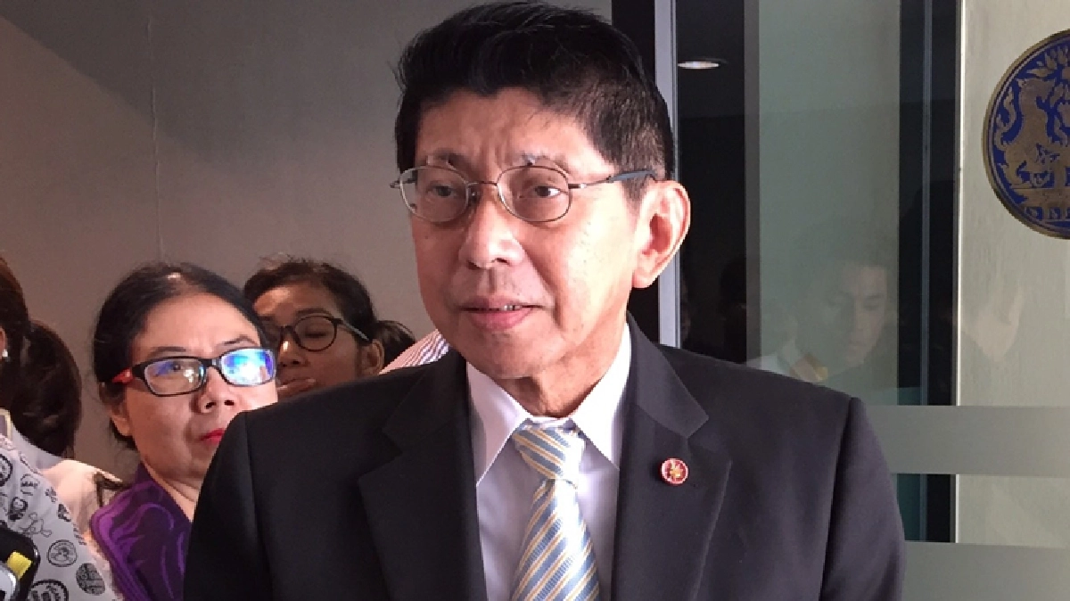 “ วิษณุ”ชี้คำวินิจฉัยศาลปค.สุดท้ายจะเป็นการวางหลักก.ม. “ วิษณุ”ชี้คำวินิจฉัยศาลปค.สุดท้ายจะเป็นการวางหลักก.ม.