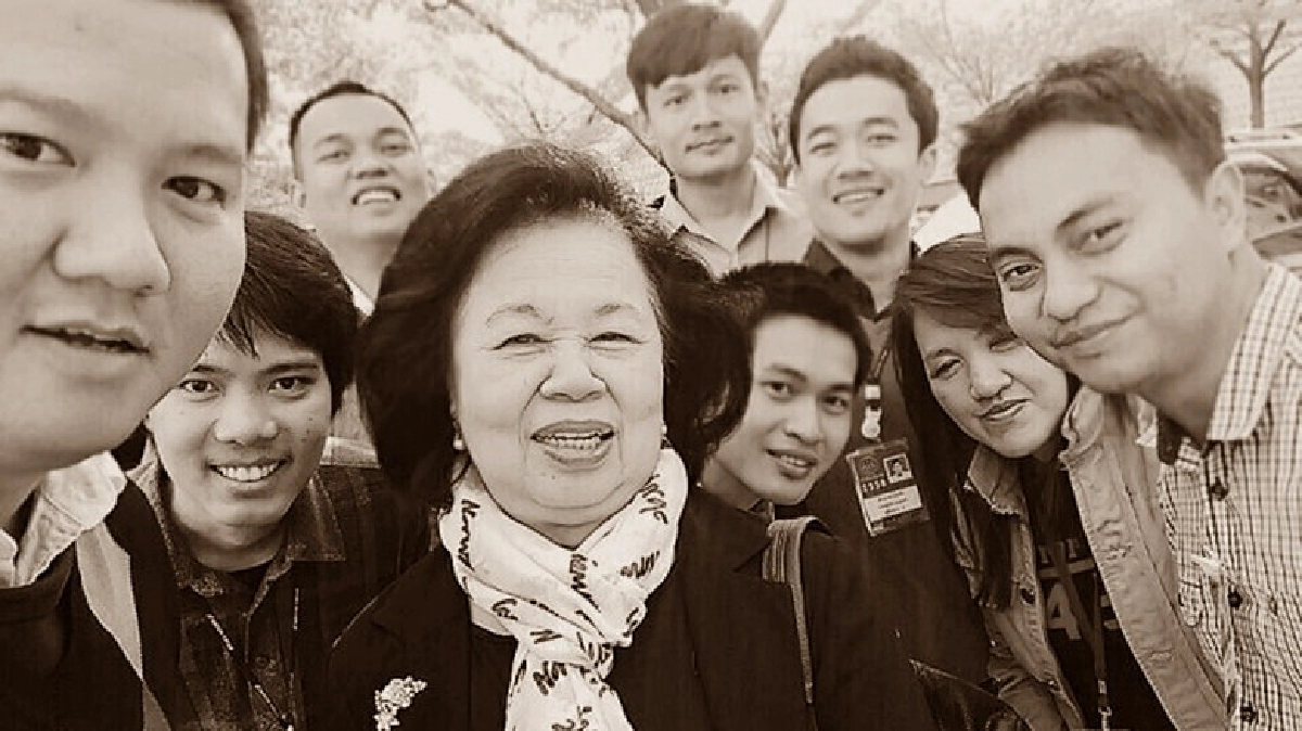 "เจ๊ยุ" เป็นนักข่าวการเมือง จนนาทีสุดท้าย "เจ๊ยุ" เป็นนักข่าวการเมือง จนนาทีสุดท้าย