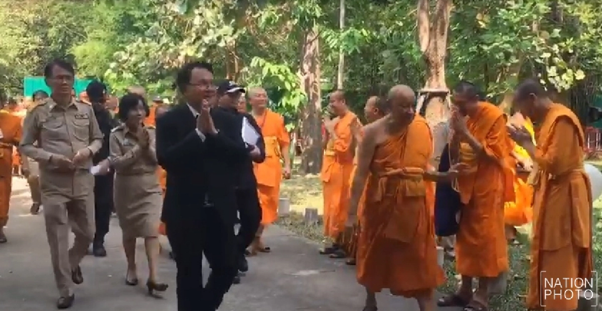 คลิป...บรรยากาศ ค้น (ทัวร์) วัดธรรมกาย คลิป...บรรยากาศ ค้น (ทัวร์) วัดธรรมกาย