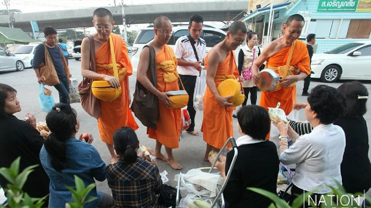 บรรยากาศ วัดพระธรรมกาย 23 วัน ภายใต้ ม.44 (ภาพชุด) บรรยากาศ วัดพระธรรมกาย 23 วัน ภายใต้ ม.44 (ภาพชุด)