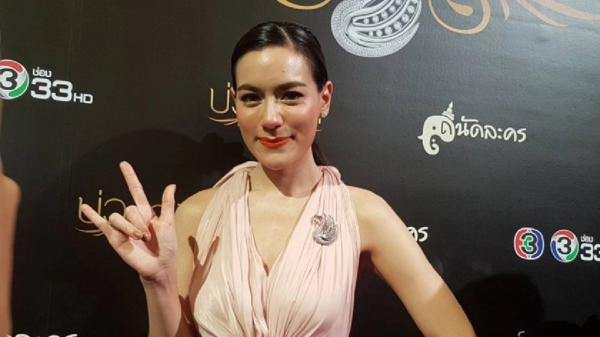 ‘คิม’ วอนหยุดมโน! โยงดราม่าเชิดใส่รุ่นพี่ (คลิป) ‘คิม’ วอนหยุดมโน! โยงดราม่าเชิดใส่รุ่นพี่ (คลิป)