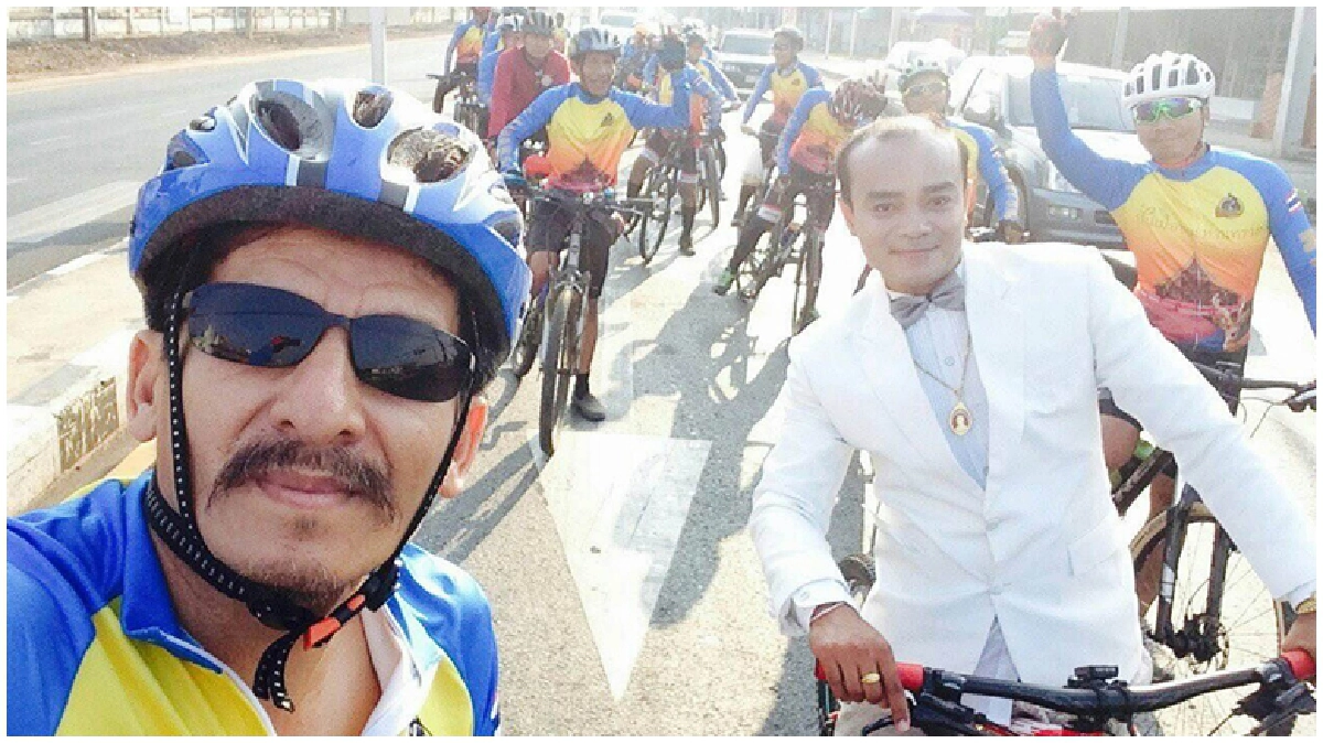 คู่รักนักปั่นเจ้าบ่าวเซอร์ไพรส์แห่ขันหมากด้วยขบวนปั่นจักรยาน