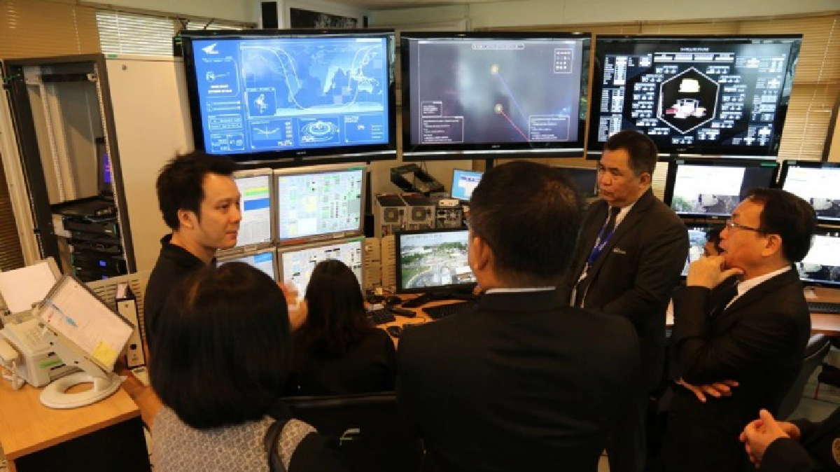 รัฐบาลไฟเขียวธีออส 2  