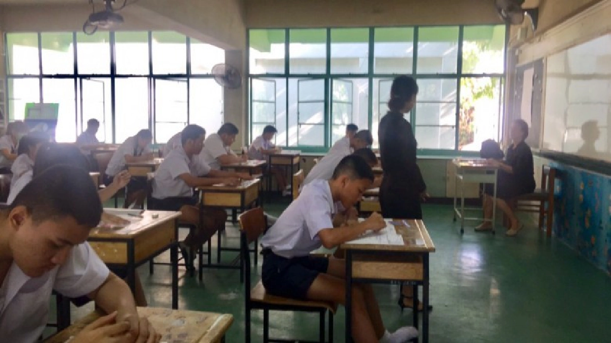 เช็คที่นี่!! ที่นั่งม.1,ม.4 ร.ร.ดังในกรุงเทพฯ