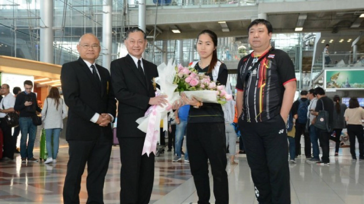 ต้อนรับ “รัชนก” กลับไทยหลังคว้ารองแชมป์ออลอิงแลนด์ ต้อนรับ “รัชนก” กลับไทยหลังคว้ารองแชมป์ออลอิงแลนด์