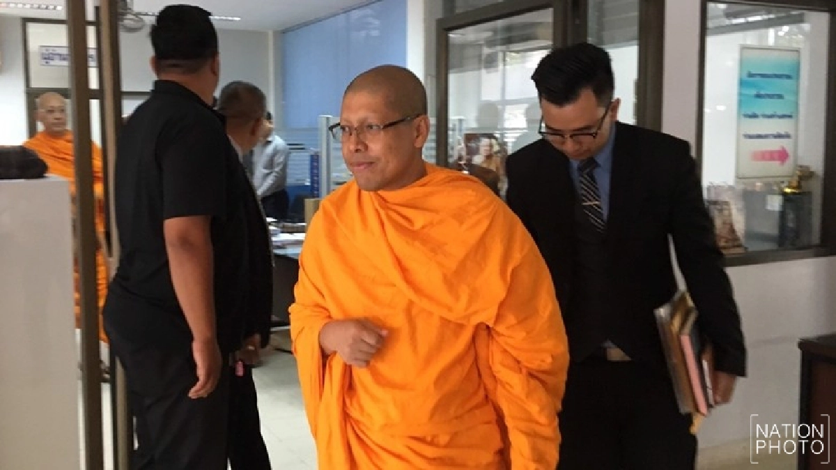 10 พระธรรมกายรับทราบข้อกล่าวหา