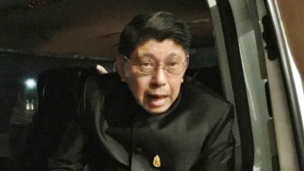 "วิษณุ"แย้มรีดภาษีแม้วจากส่วนต่างขายในตลาดหุ้น