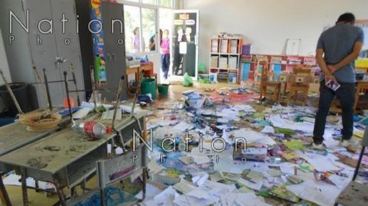 ละเลงเล!2หนูน้อยรื้อห้องเรียนพังยับ แม่ปล่อยโฮหมดปัญญาใช้หนี