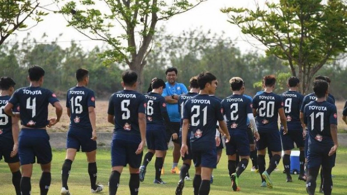 เปิดเมนูเด็ด "ช้างศึก" ชุด ยู2-3 ลุยดูไบคัพ เปิดเมนูเด็ด "ช้างศึก" ชุด ยู2-3 ลุยดูไบคัพ