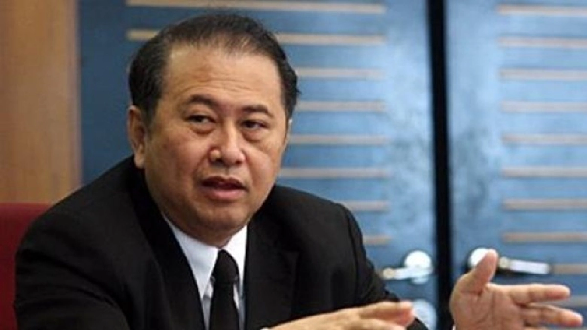 “เสรี”เดือดโต้กลับยุบปชป.ง่ายกว่ายุบสปท.